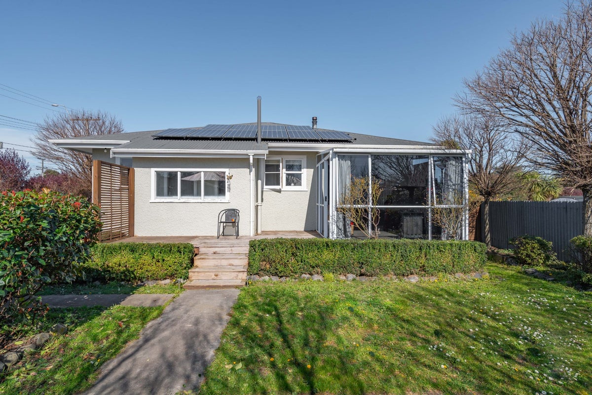 128 High Street, Solway, Masterton - Carousel 13