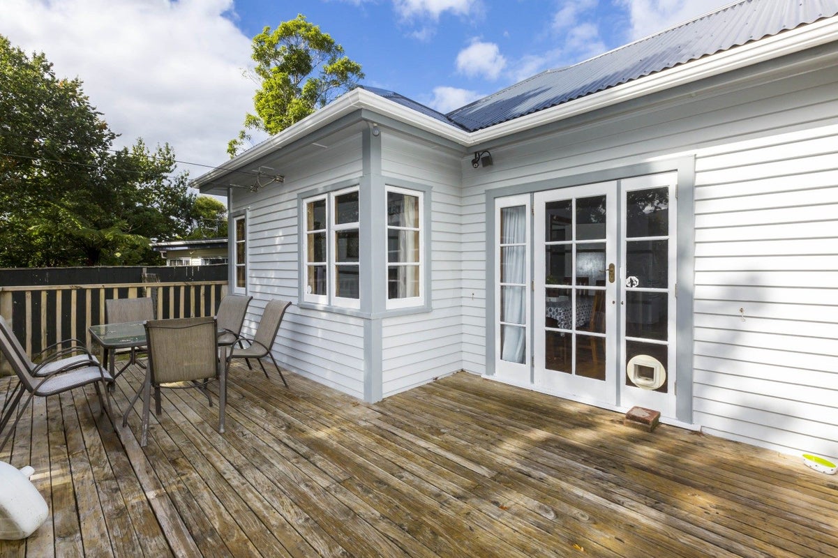 96 Heretaunga Square, Silverstream, Upper Hutt - Carousel 16