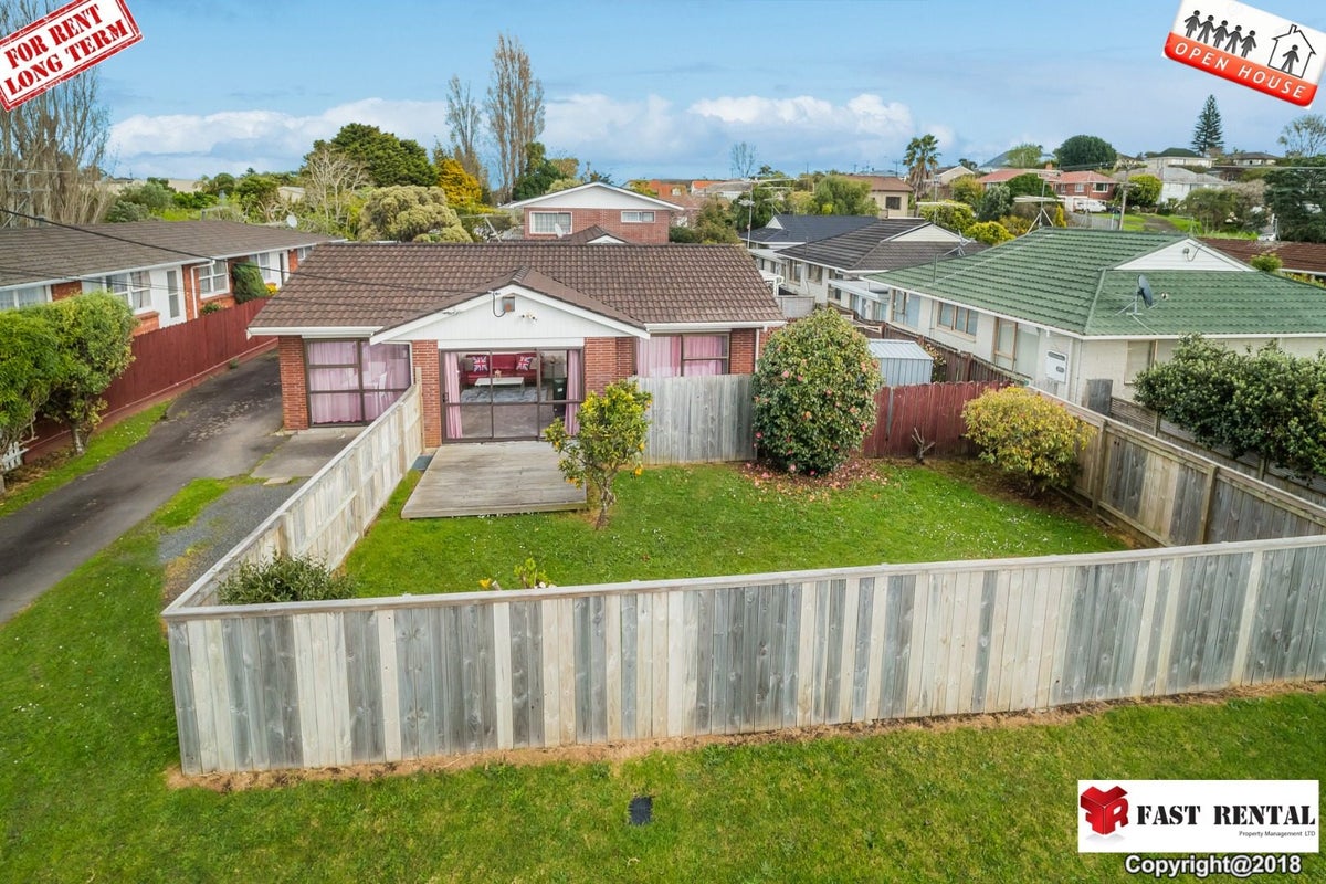 1/20 Alma Road, Milford, Auckland - Carousel 1