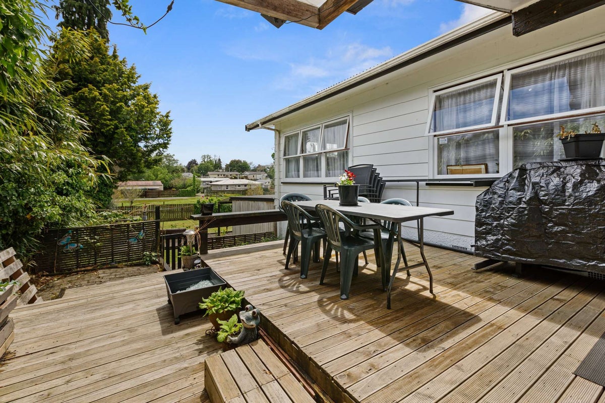 4 Deborah Place, Mangakakahi, Rotorua - Carousel 16