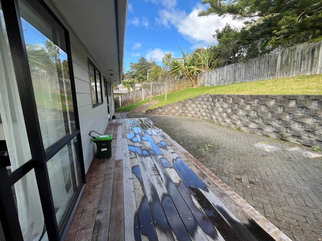 38 Sungrove Rise, Sunnyvale, Auckland - Carousel 16