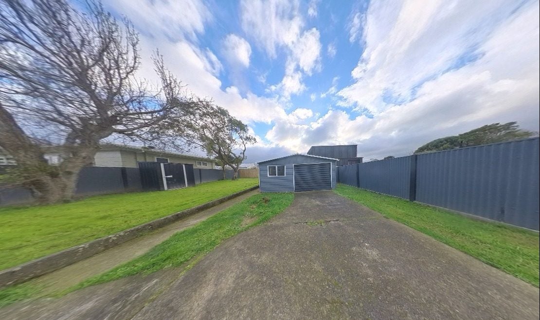 15 Roberts Street, Epuni, Lower Hutt - Carousel 12