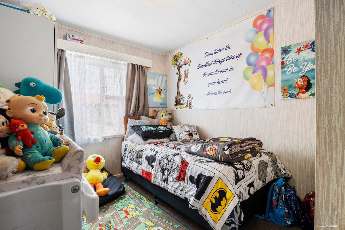 1/2 Wayne Drive, Mangere, Auckland - Carousel 8
