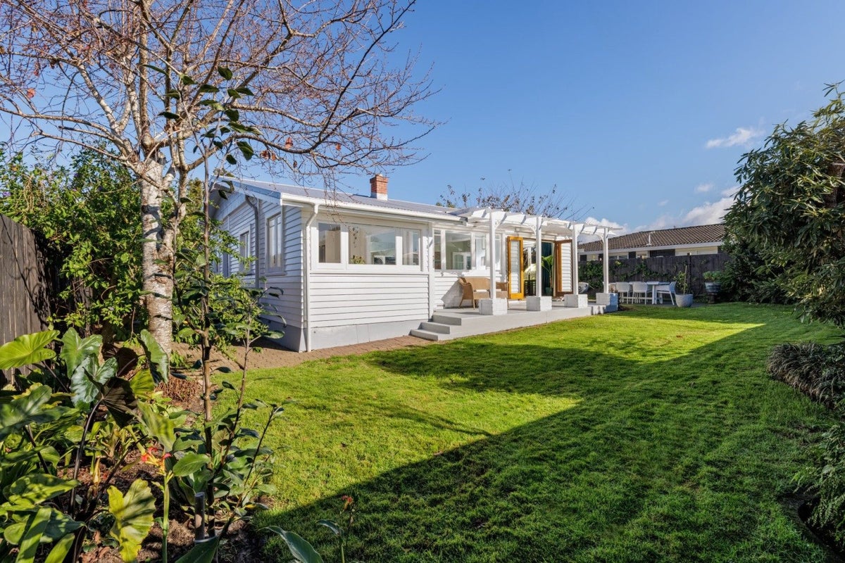 93A Eighteenth Avenue, Tauranga South, Tauranga - Carousel 1