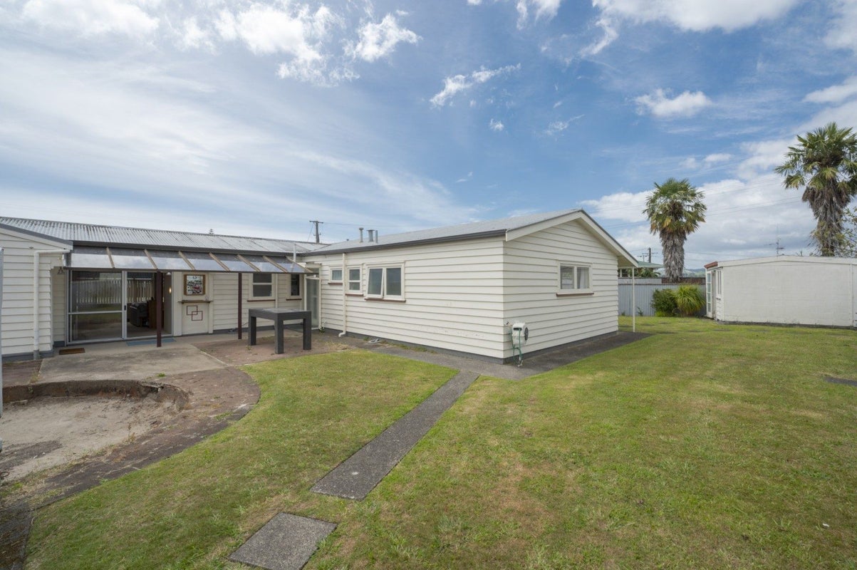 34 Chadwick Road, Greerton, Tauranga - Carousel 2