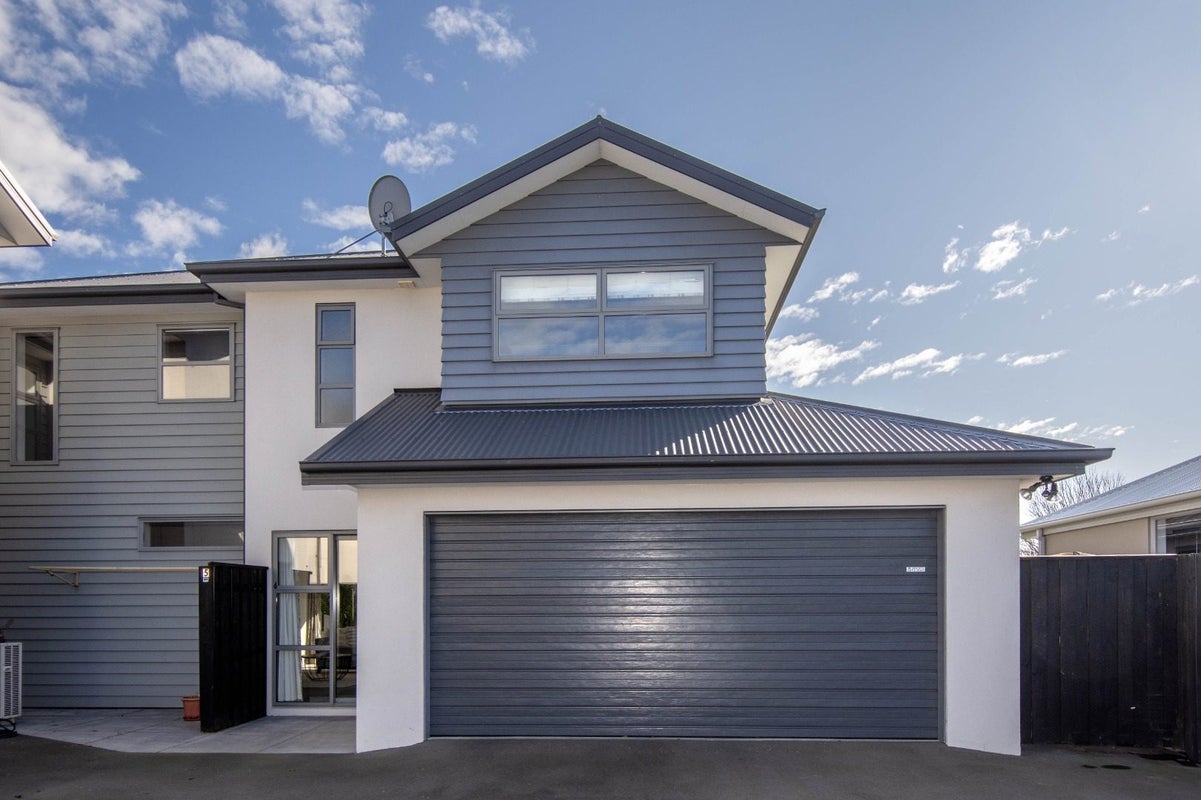6 The Willows, Hillmorton, Christchurch - Carousel 1
