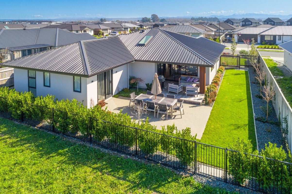 30 Borck Avenue, Appleby, Richmond - Carousel 1