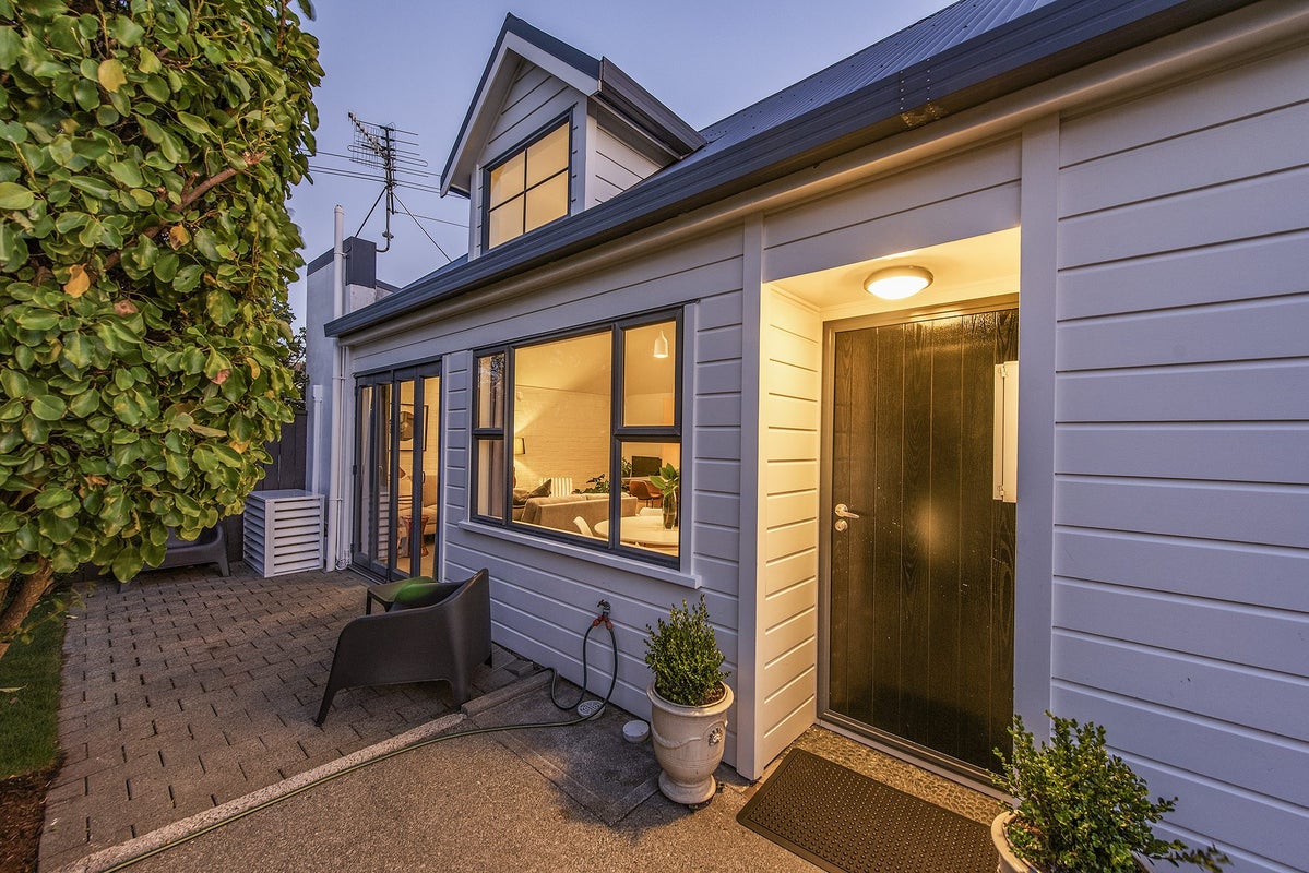 70 Park Road, Miramar, Wellington - Carousel 2