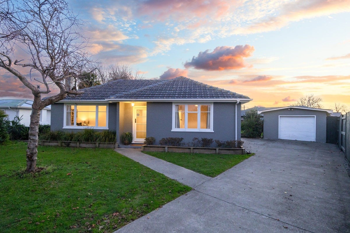39 Church Street, Awapuni, Palmerston North - Carousel 1