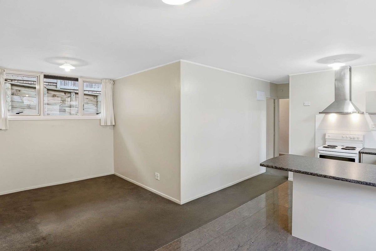 1/31 Fourth Avenue, Kingsland, Auckland - Carousel 1