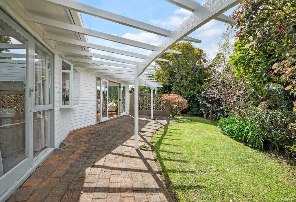 115 Carlisle Road, Northcross, Auckland - Carousel 2