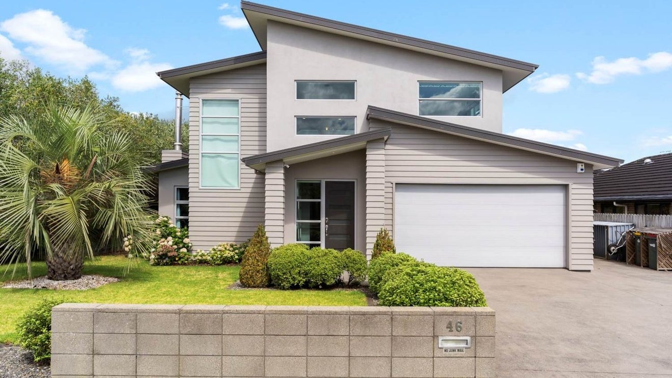 46 Constellation Avenue, Beachlands, Auckland - Carousel 1