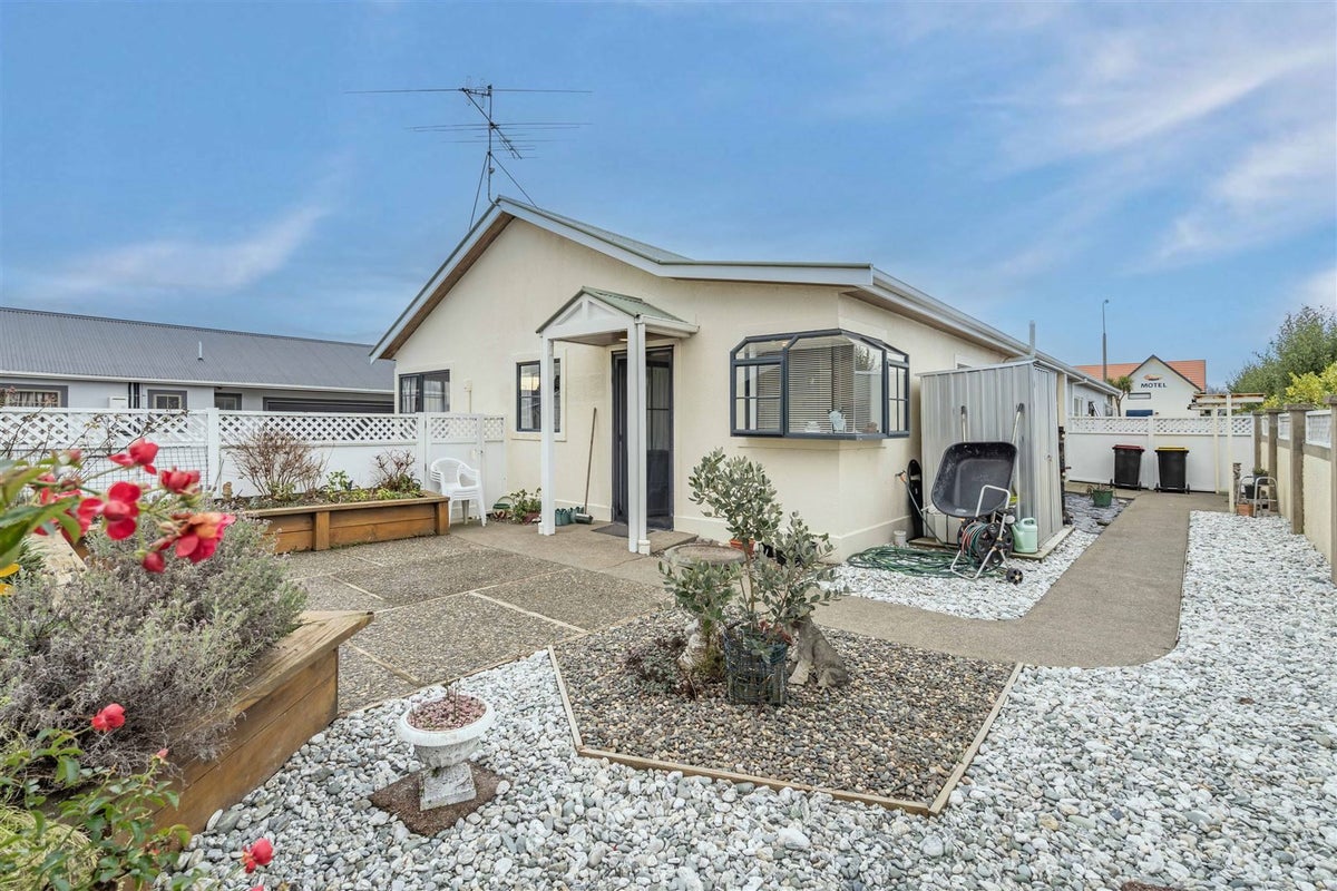2B Macmaster ST, Richmond, INVERCARGILL - Carousel 1