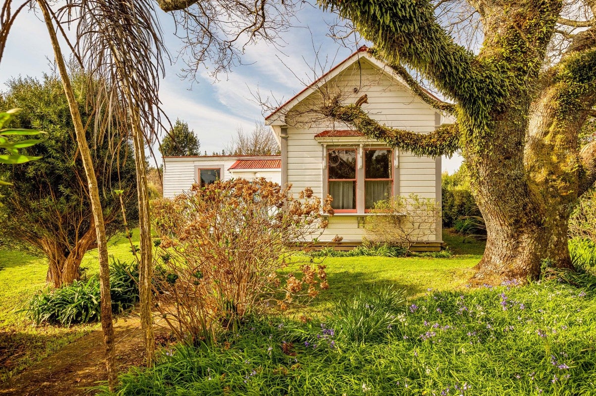 4 Carters Road, Eketahuna - Carousel 1