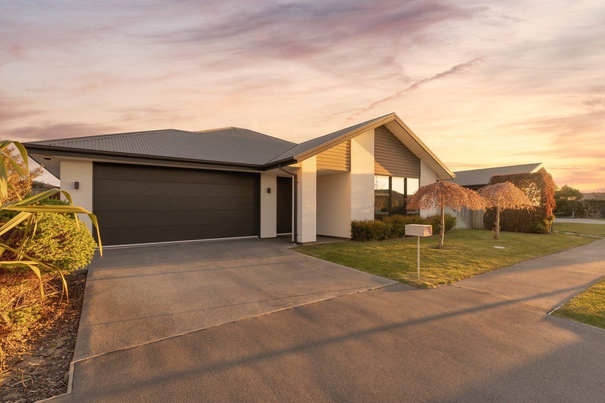 5 Urihia Street, Marshland, Christchurch - Carousel 31