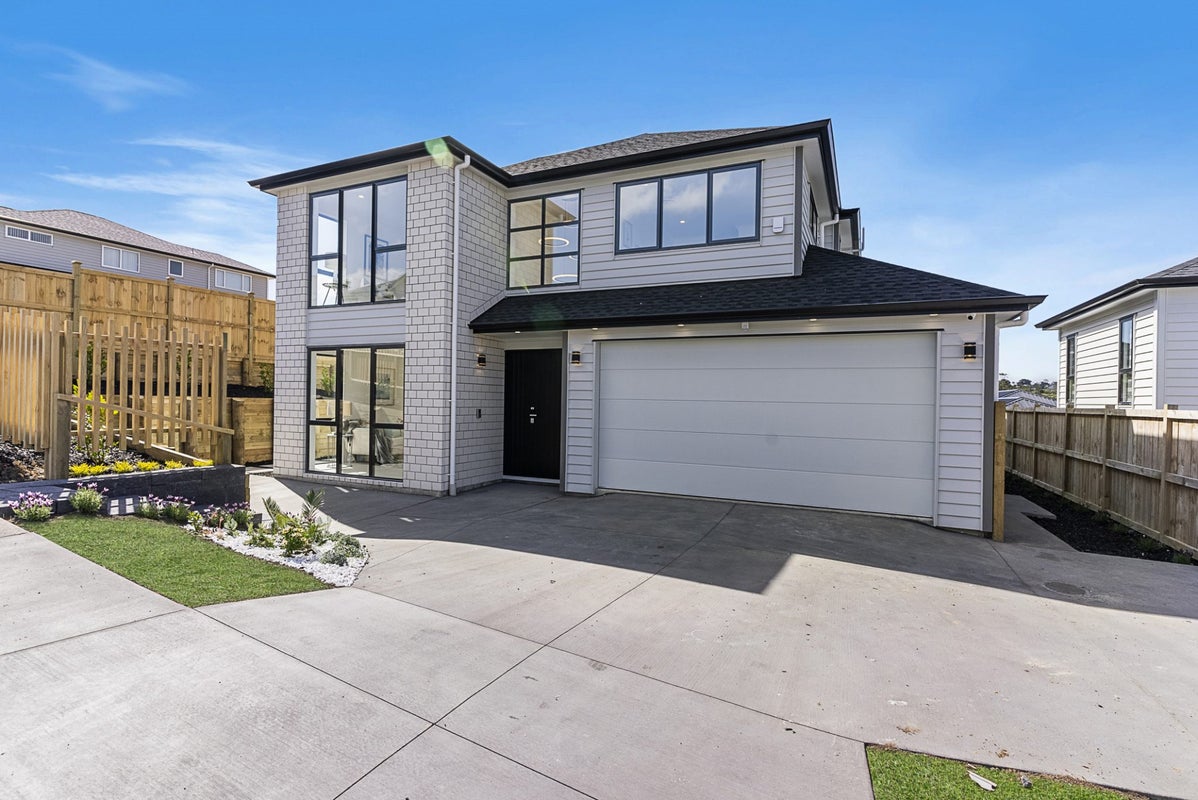 14 Lumber Rise, Swanson, Auckland - Carousel 1