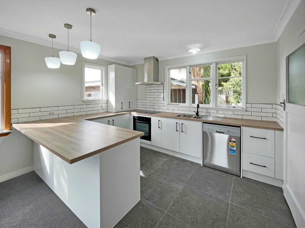 4 Moray Place, Highbury, Palmerston North - Carousel 2