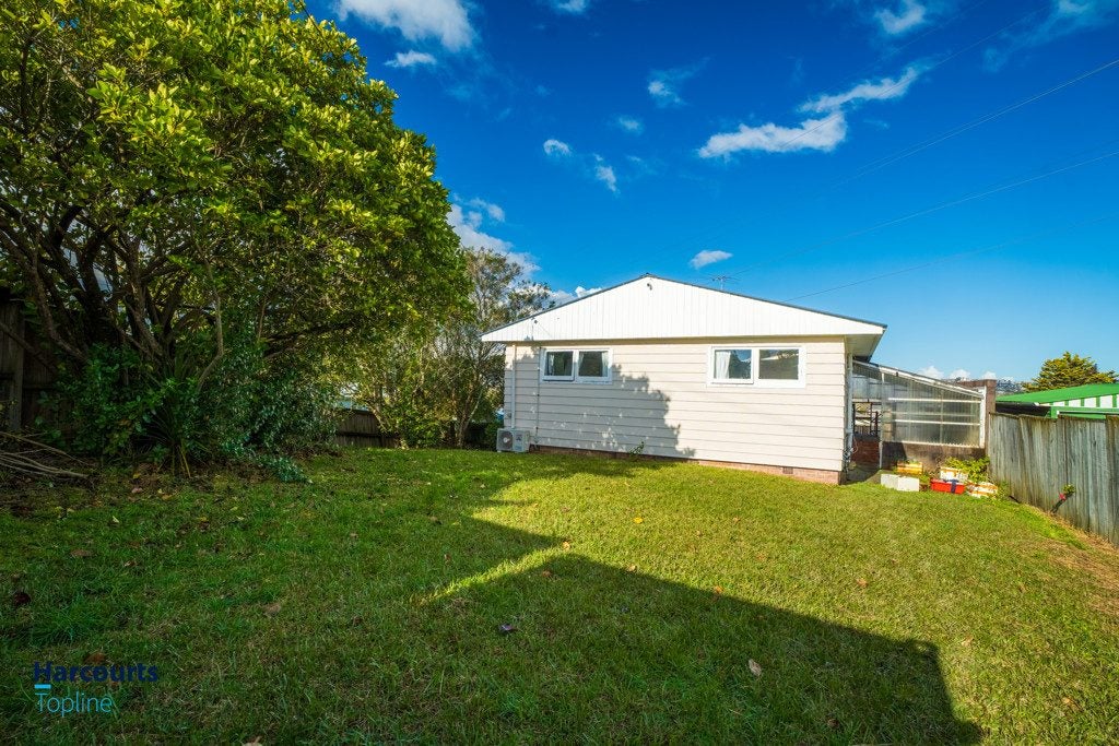 20 Parfitt Street, Mount Roskill, Auckland - Carousel 1
