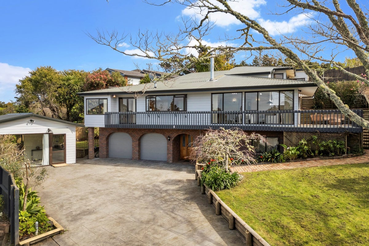 8 Moorgreen Heights, Torbay, Auckland - Carousel 1
