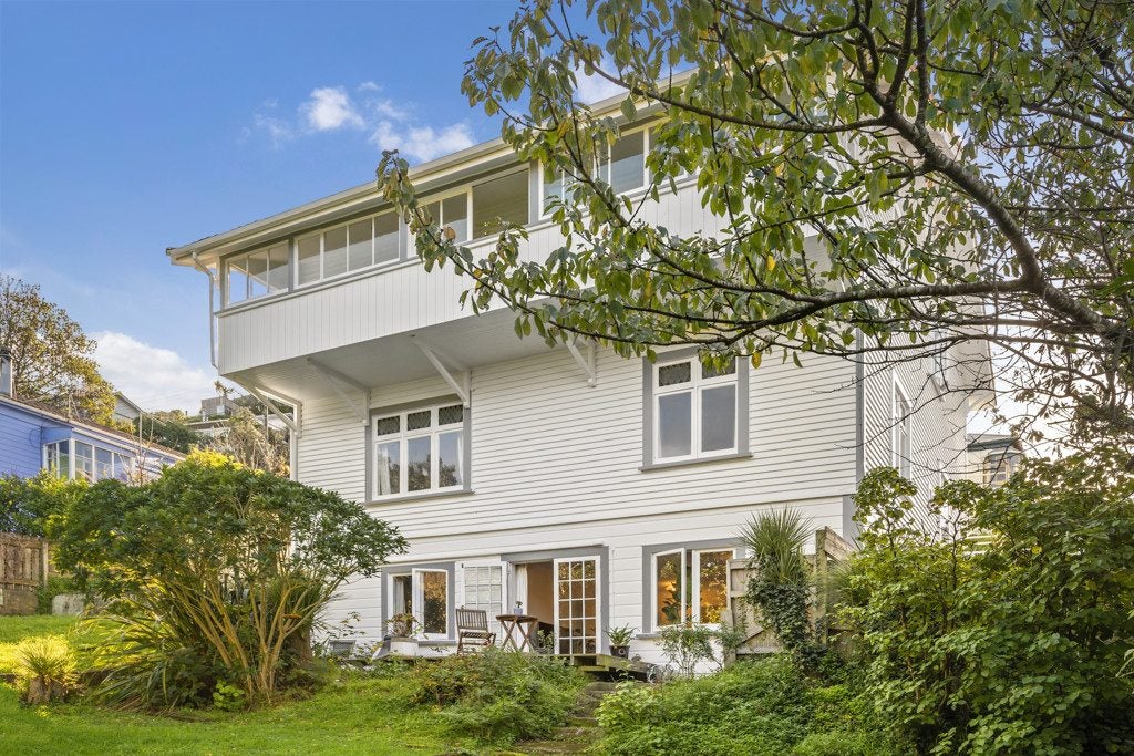 17 Tavistock Road, Melrose, Wellington - Carousel 1