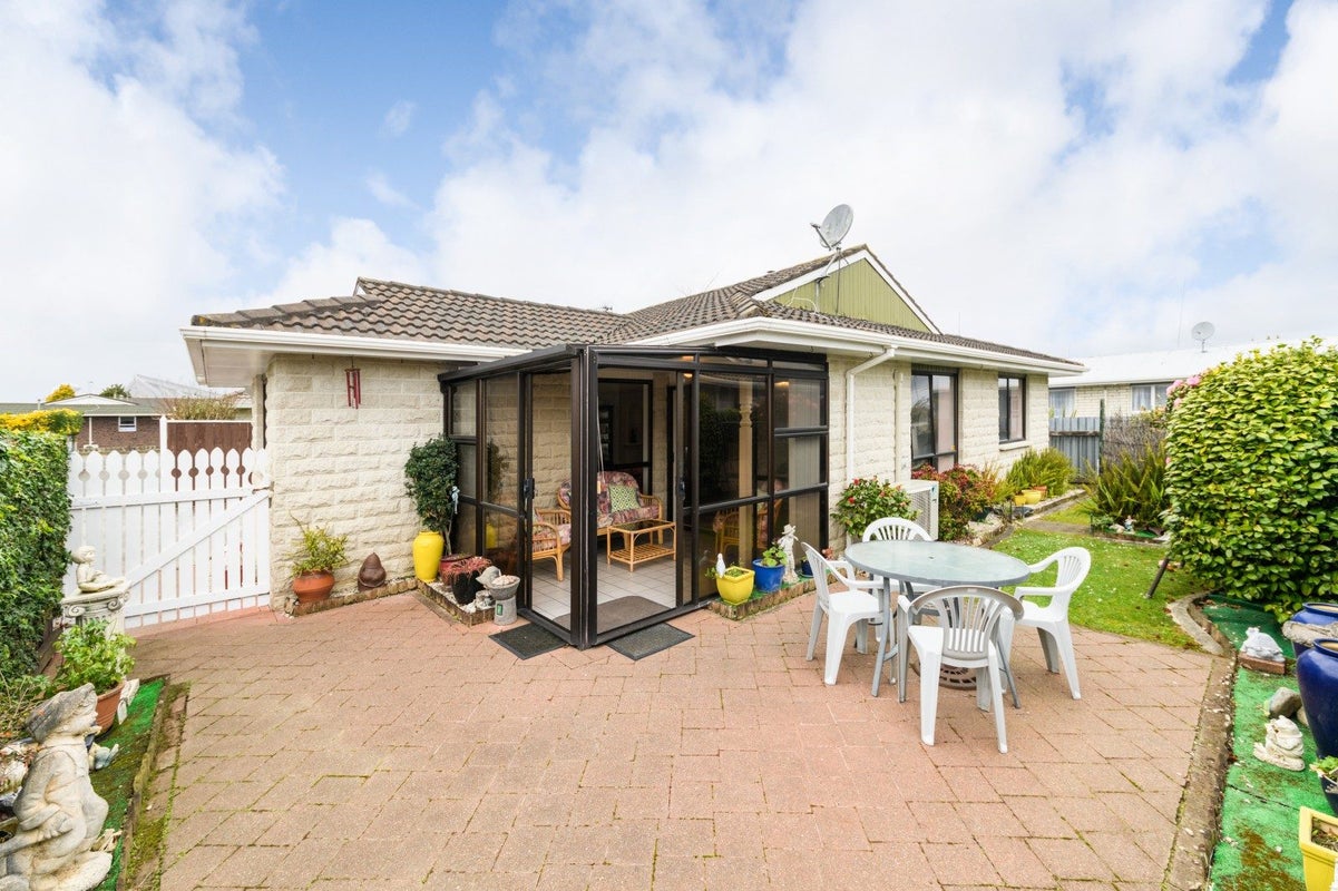 28 Fitzroy Street, Terrace End, Palmerston North - Carousel 2