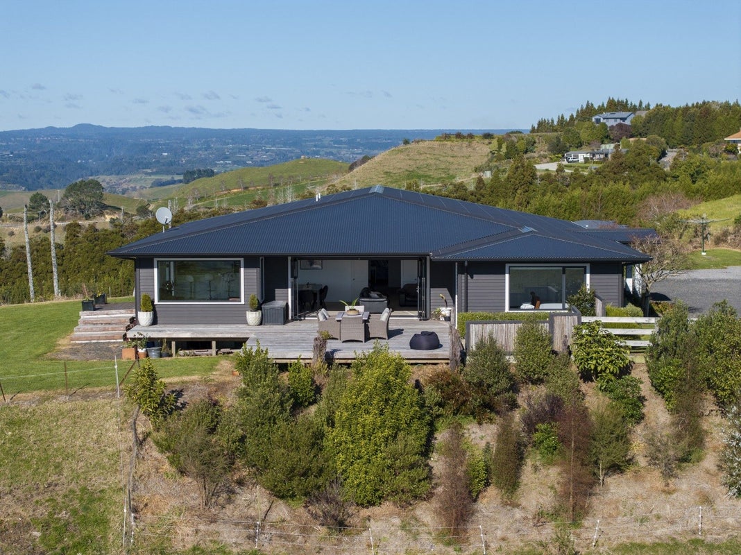 15B Junction Road, Minden, Tauranga - Carousel 2
