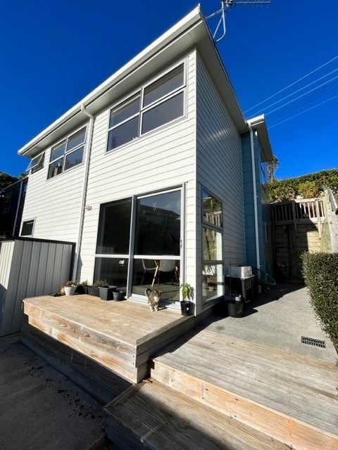 225 Helston Road, Paparangi, Wellington - Carousel 1