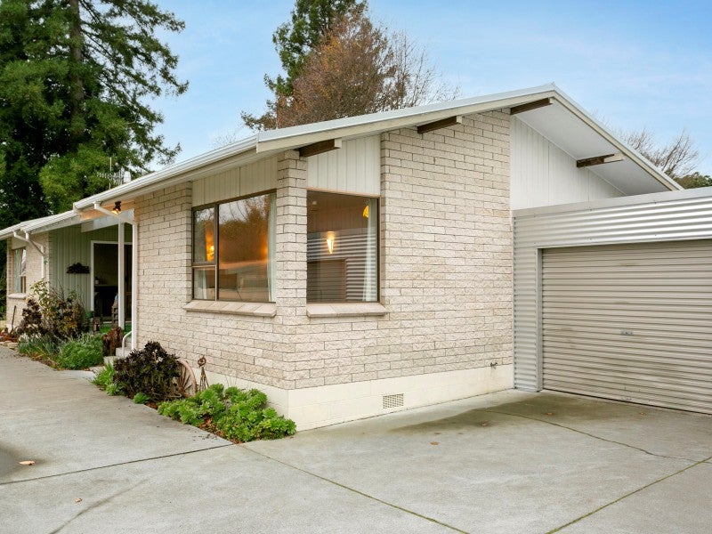 2/14 Korimako Road, Waipahihi, Taupo - Carousel 1