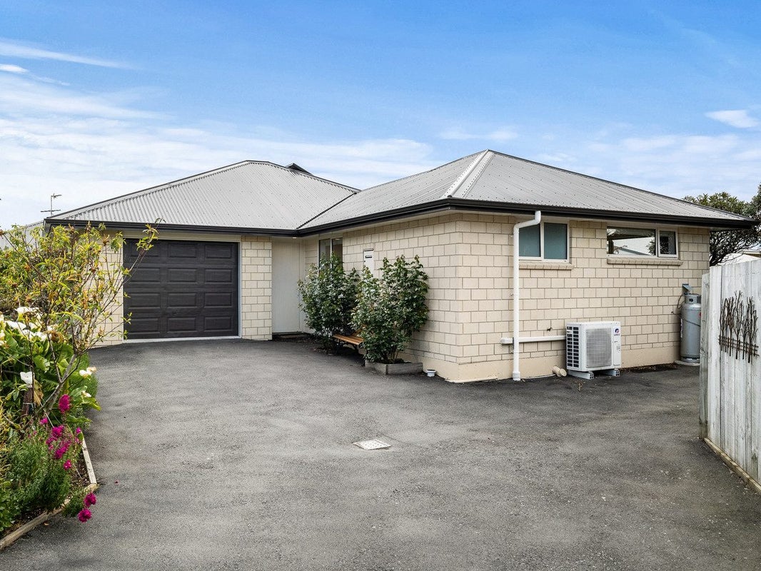 32C Grove Street, Saint Kilda, Dunedin - Carousel 1