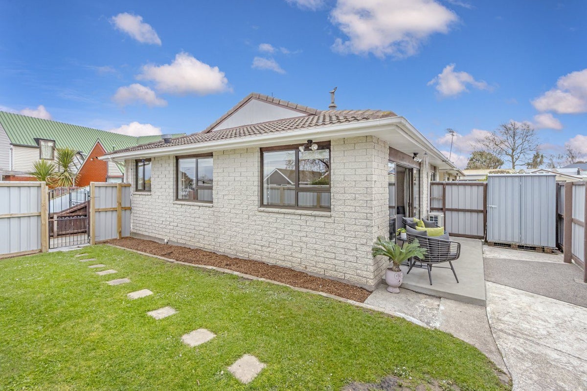 1/4 Bencard Place, Hoon Hay, Christchurch - Carousel 1