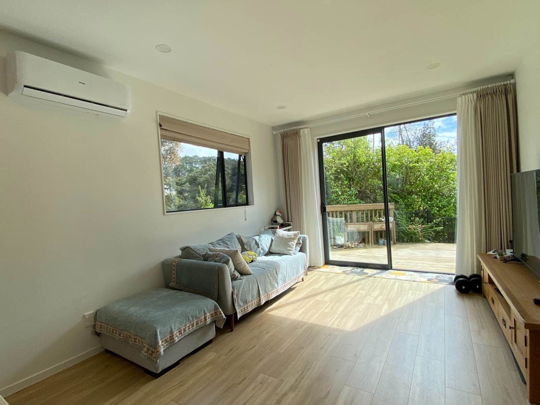 2 Aoraki Crescent, Albany Heights, Auckland - Carousel 2