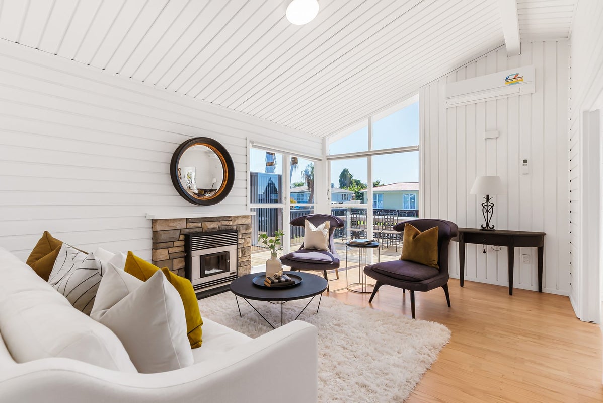 17 Glen Norman Avenue, Henderson, Auckland - Carousel 2