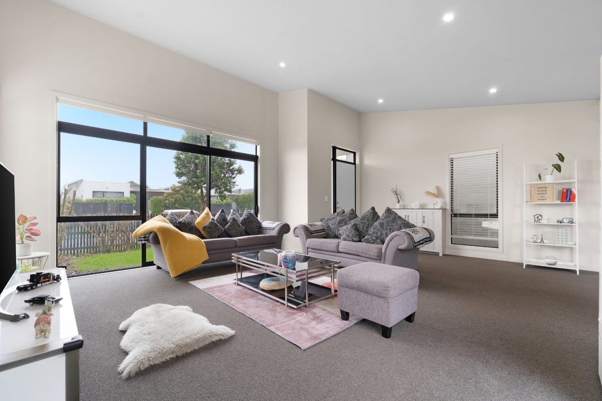 17 Liberation Road, Papakura, Papakura - Carousel 2