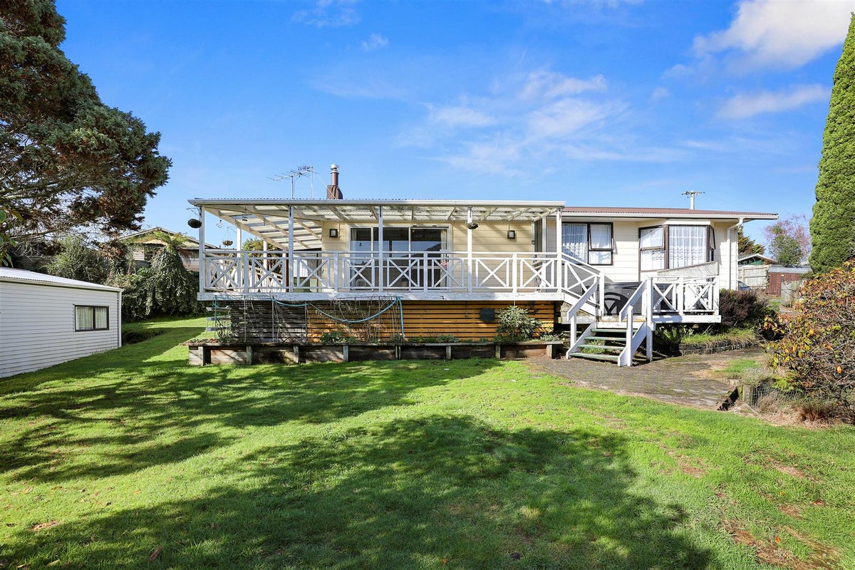 95 Mount View Drive, Mangakakahi, Rotorua - Carousel 1