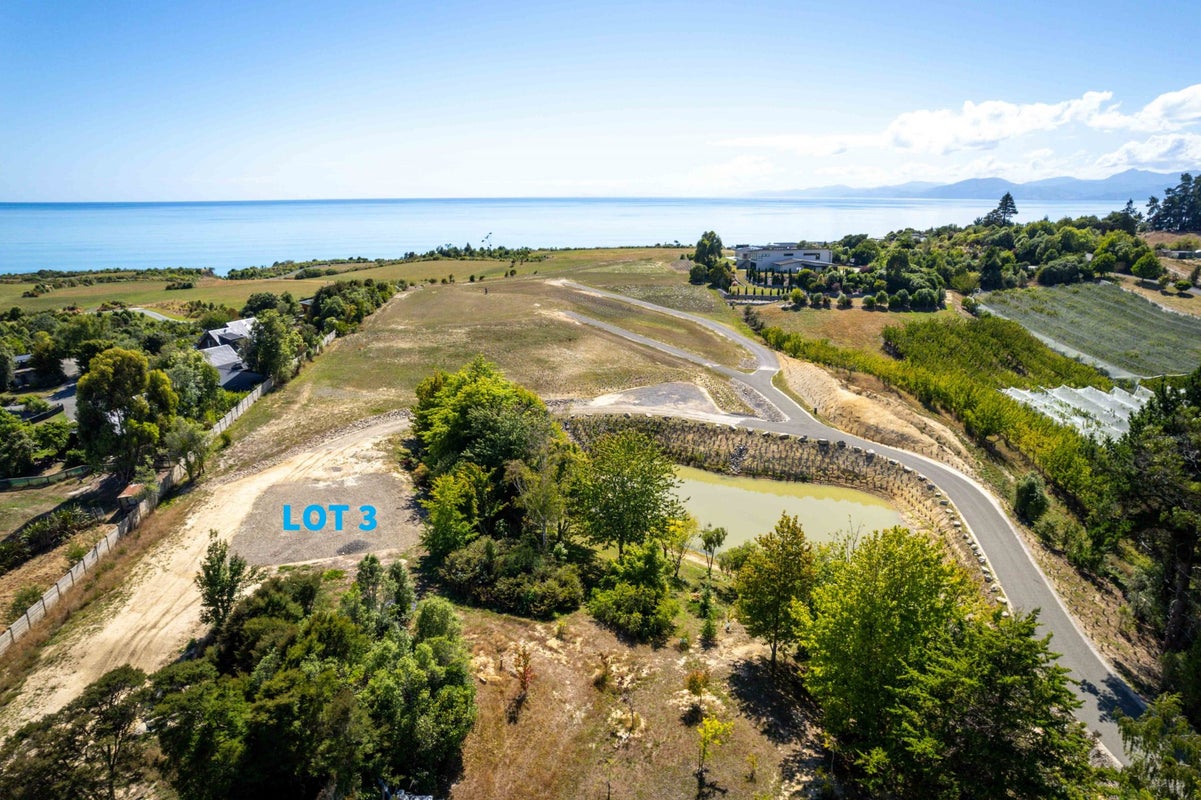 112 Aporo Road, Ruby Bay, Māpua - Carousel 1