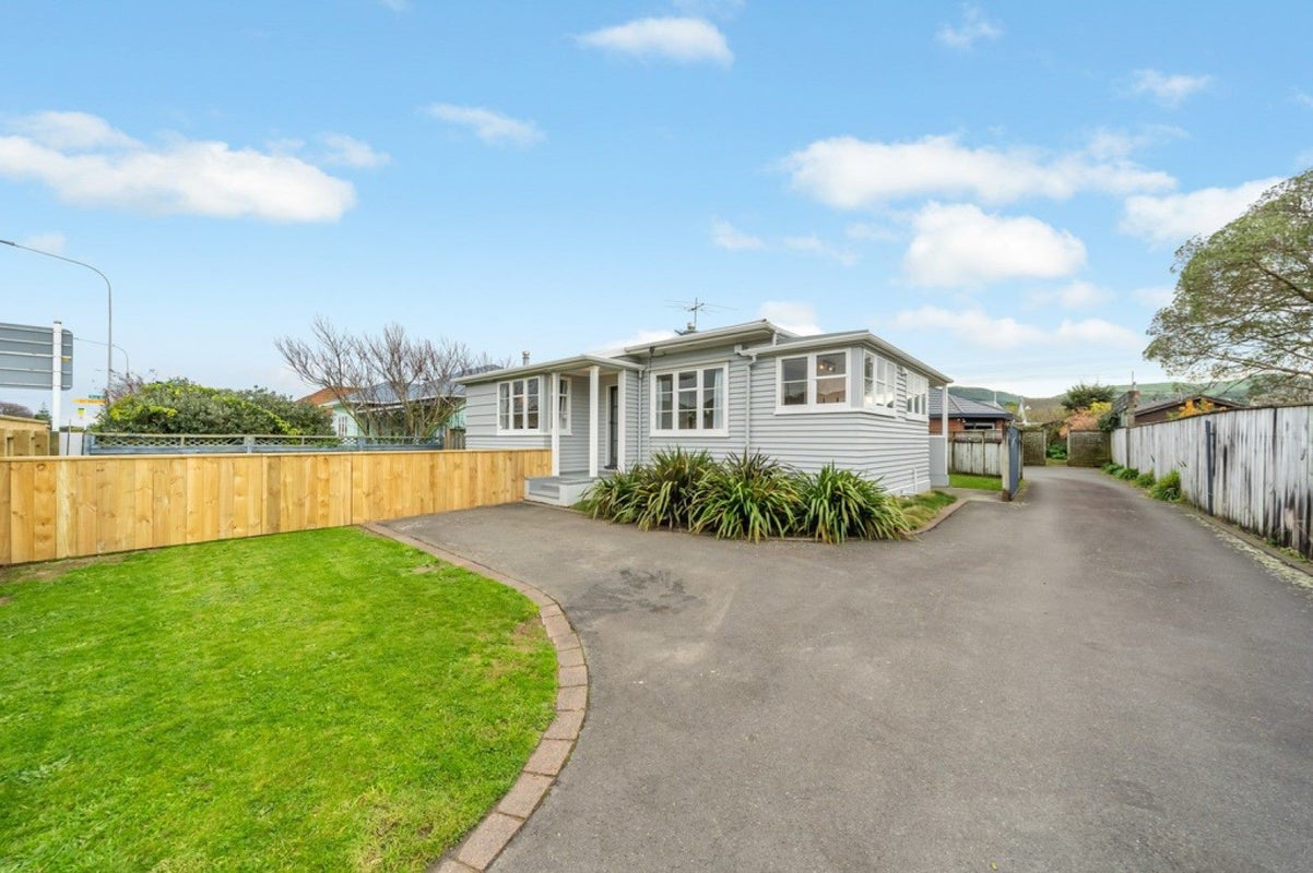 853 High Street, Boulcott, Lower Hutt - Carousel 21