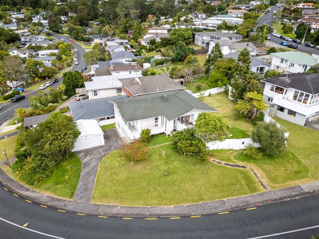 118 Mountbatten Avenue, Hillcrest, Auckland - Carousel 1