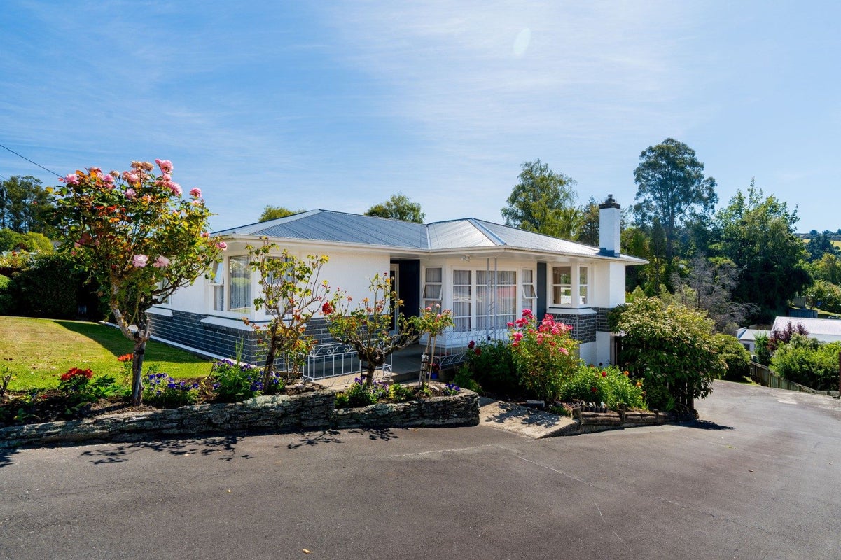 2 Kennedy Road, Fairfield, Dunedin - Carousel 2