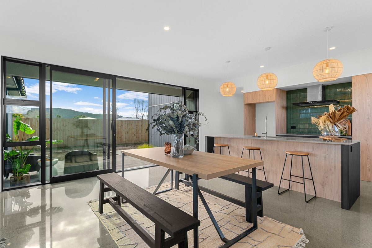 8 Grey Heron Close, Mangawhai Heads, Mangawhai - Carousel 2