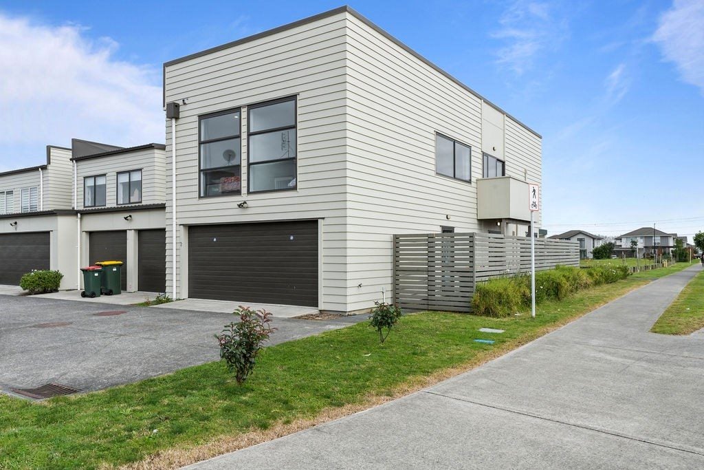 2 Huke Lane, Takanini, Auckland - Carousel 1