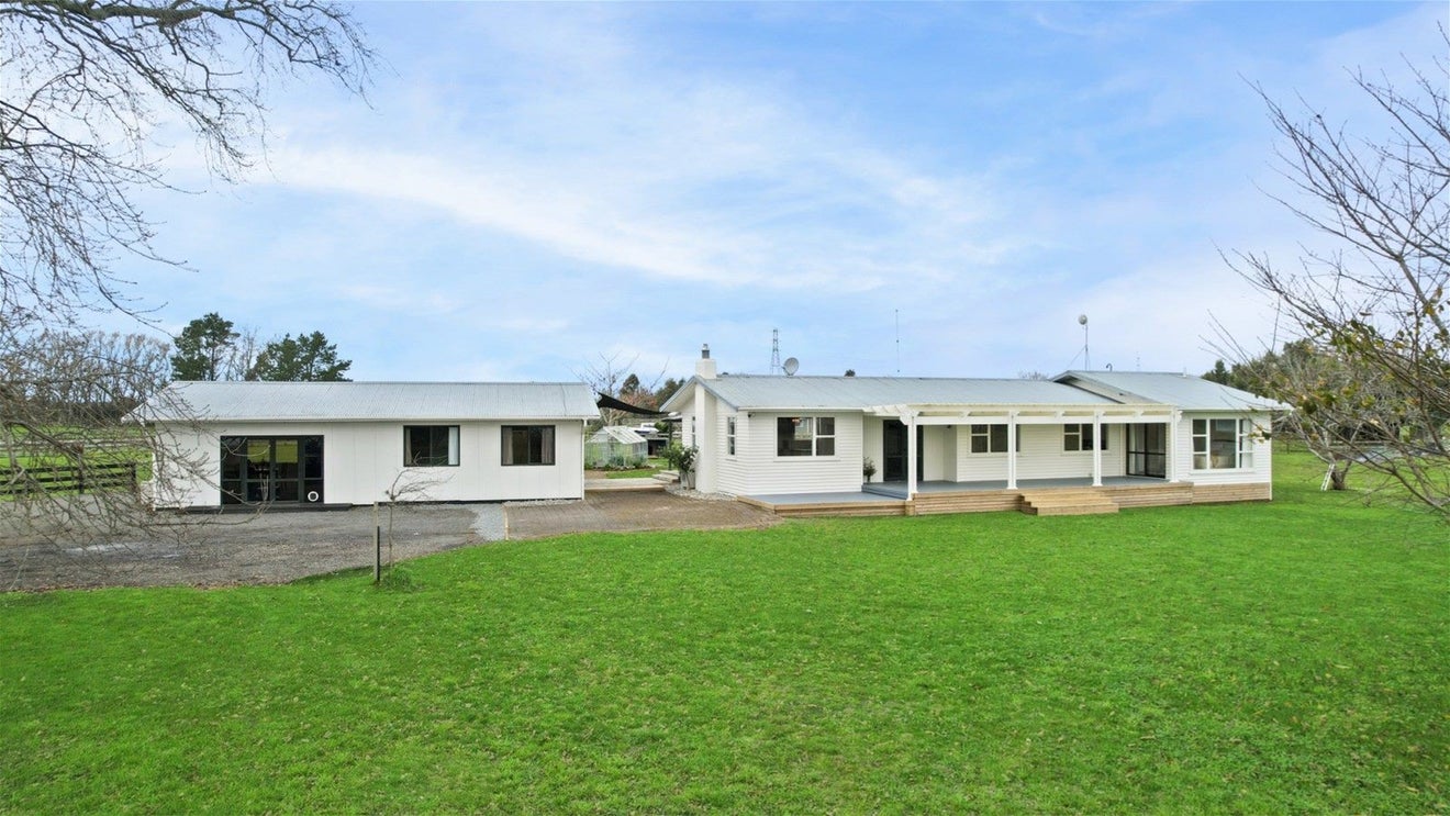 182A Holland Road, Puketaha, Hamilton - Carousel 1