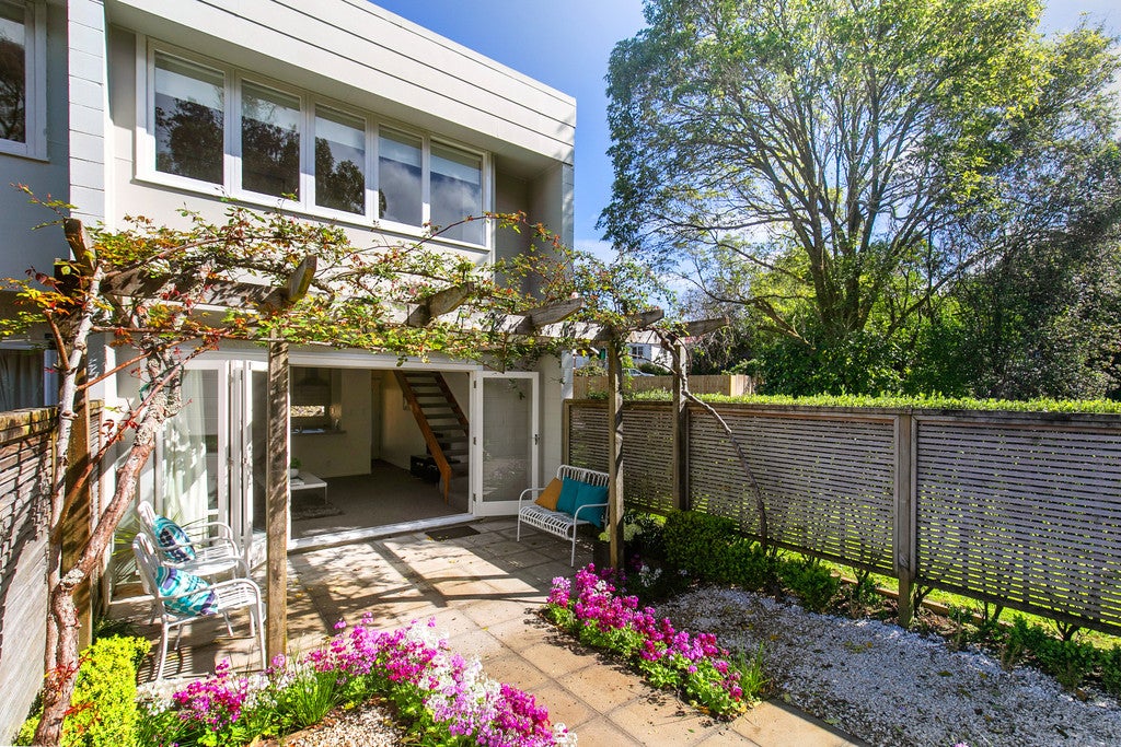 1/0 Mariri Road, Onehunga, Auckland - Carousel 1