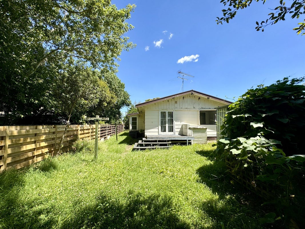 28 Kings Road, Panmure, Auckland - Carousel 9