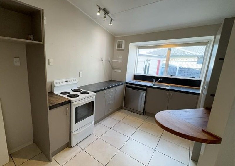 911 Nelson Street North, Mahora, Hastings - Carousel 2