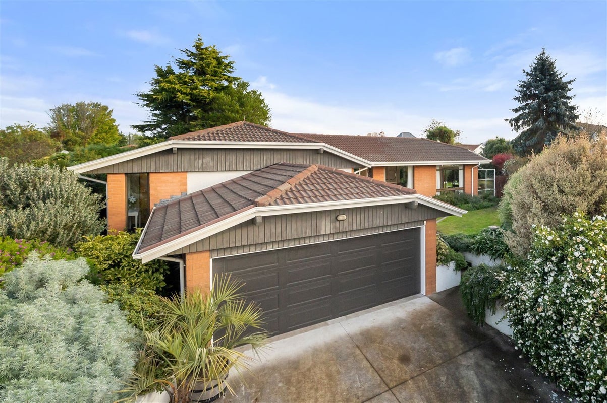 22 Camberwell Place, Avonhead, Christchurch - Carousel 2