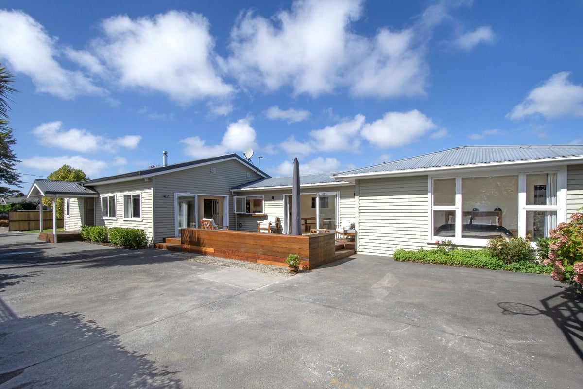 47 Stapletons Road, Richmond, Christchurch - Carousel 1