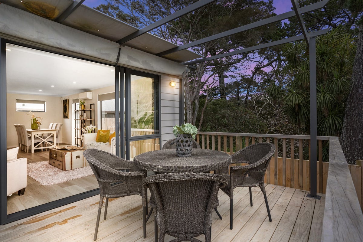 36A Rata Street, New Lynn, Auckland - Carousel 2