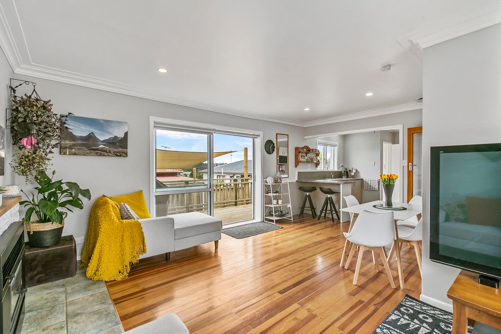 1/15 Tiri Tiri Road, Birkdale, Auckland - Carousel 1