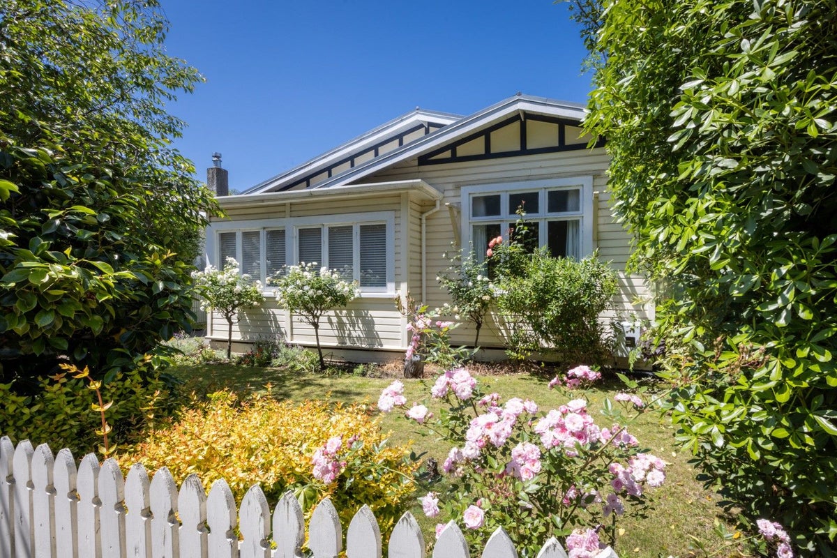 23 Carnell Street, Napier South, Napier - Carousel 17