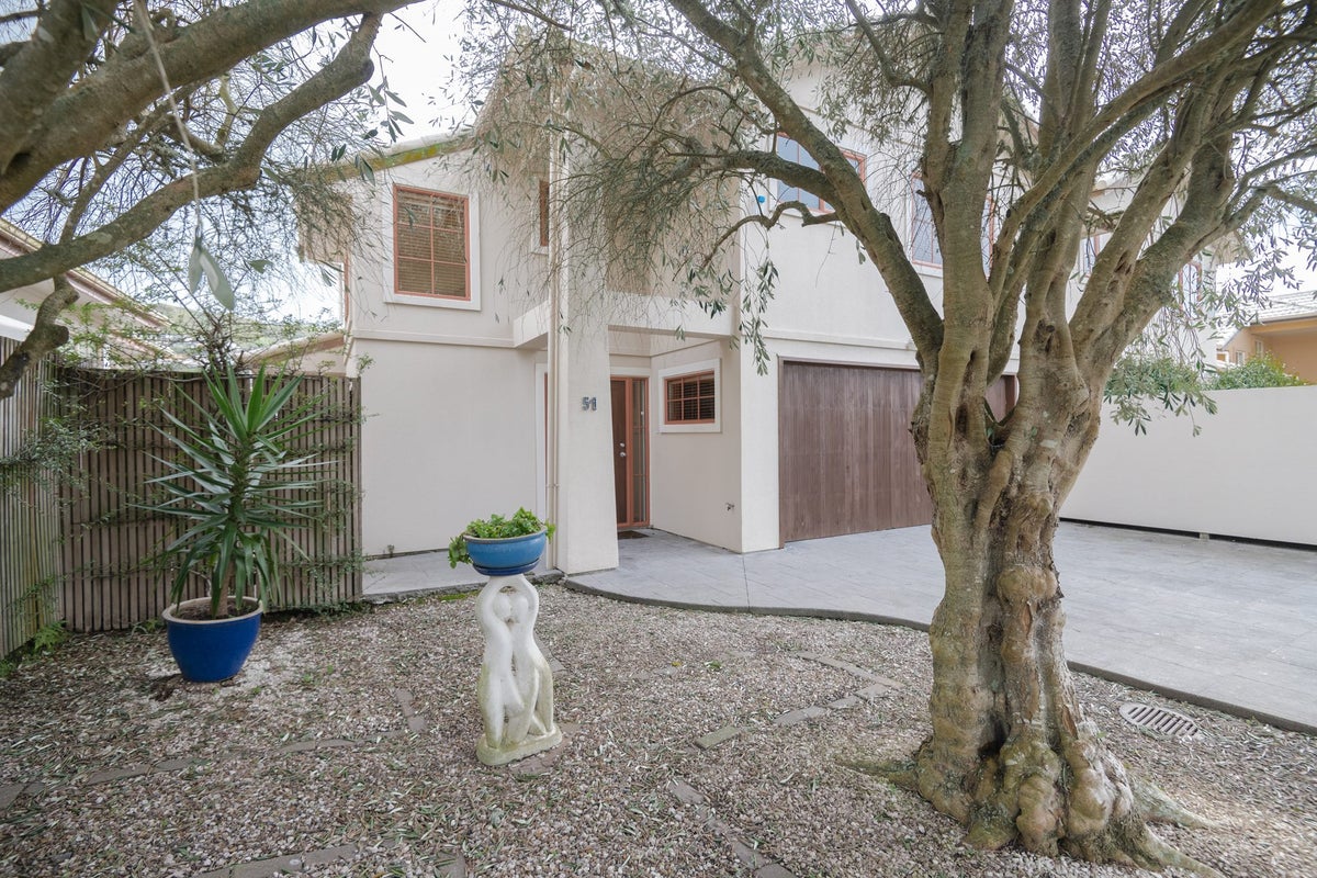 51 Lakewood Avenue, Churton Park, Wellington - Carousel 2
